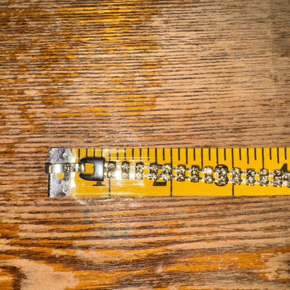 Vintage-Inspired Silver and Gold Necklace with Intricate Filigree - Picture 11 of 12
